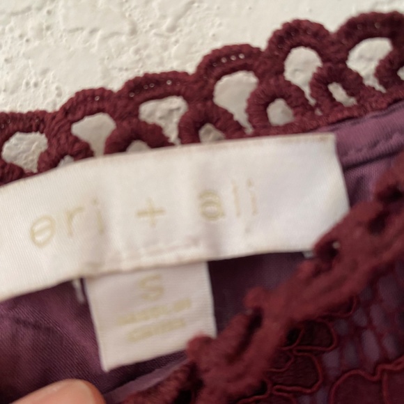 Wine Lace Tank - Picture 3 of 4